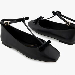 NWOT Kenneth Cole New York Women's Juliet Ballet Flat Black Leather Size 6.5